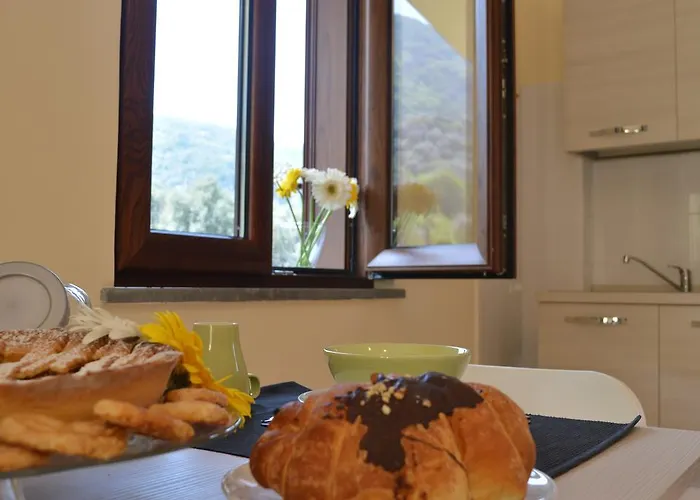 Alojamento de Acomodação e Pequeno-almoço Il Rivolo 4*